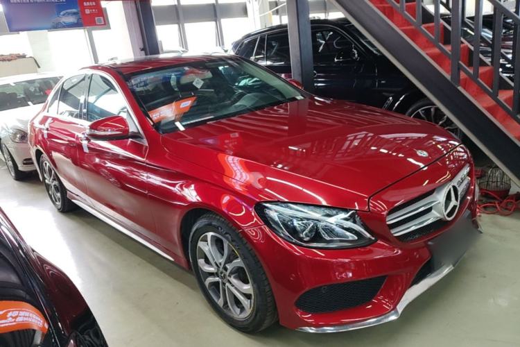 Used Mercedes-Benz C-Class 2018 C 180 L Fashion Edition Sport Version Front Right 45 Deg