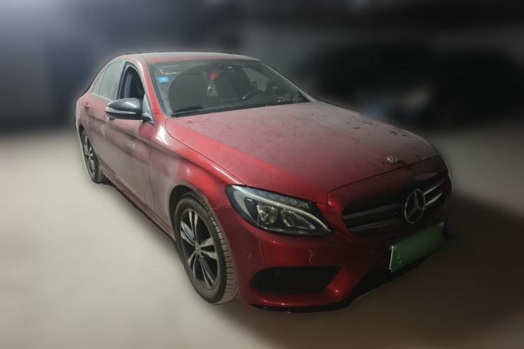 Used Mercedes-Benz C-Class 2018 C 200 Sport Edition Front Right 45 Deg