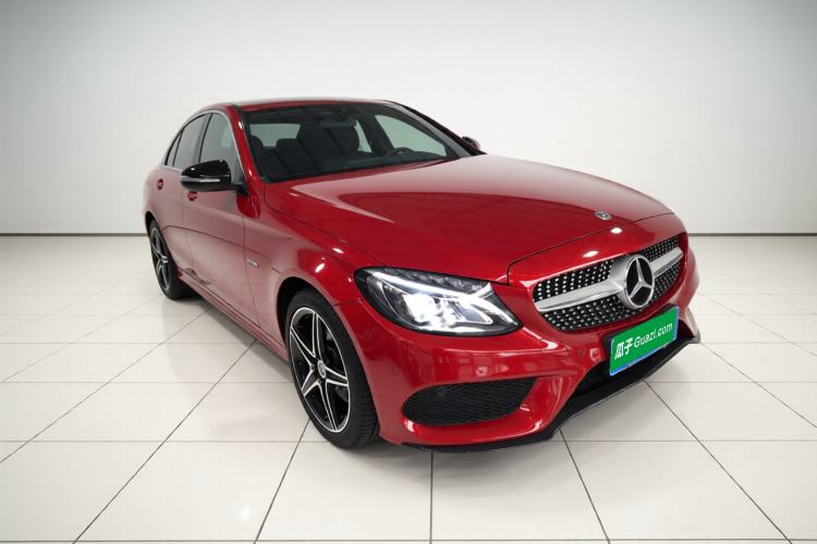 Used Mercedes-Benz C-Class 2018 C 200 Achievement Special Edition Front Right 45 Deg