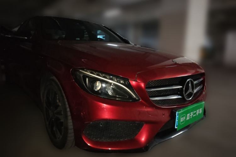 Used Mercedes-Benz C-Class 2018 C 200 Sport Edition Front Right 45 Deg