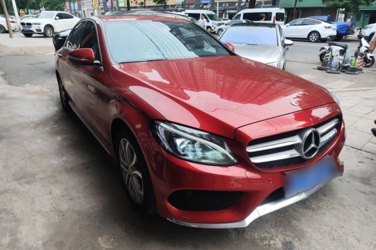 Used Mercedes-Benz C-Class 2018 C 180 L Fashion Edition Sport Version Front Right 45 Deg