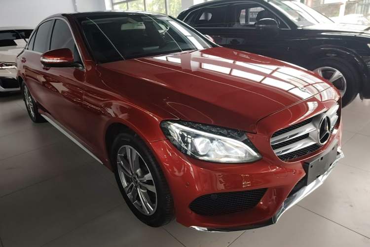 Used Mercedes-Benz C-Class 2018 C 200 L Sport Edition Front Right 45 Deg