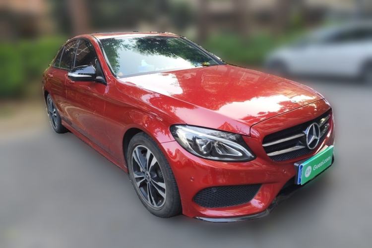 Used Mercedes-Benz C-Class 2018 C 200 Sport Edition Front Right 45 Deg
