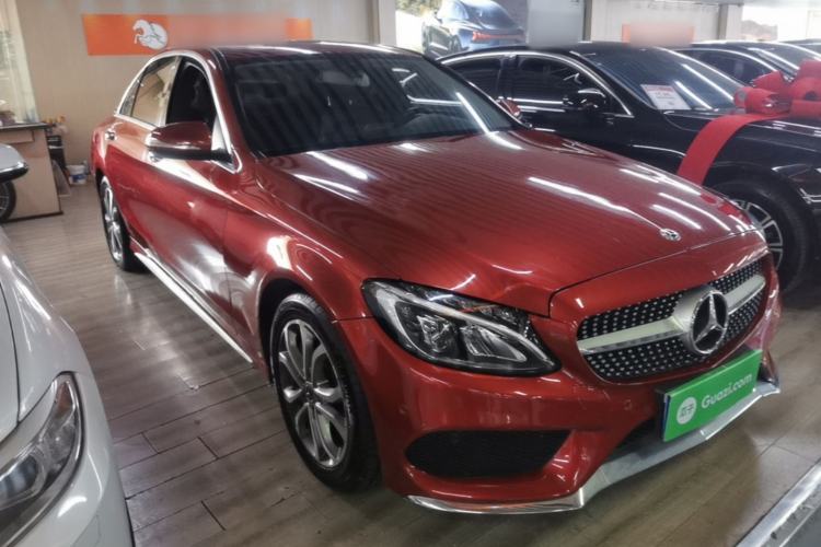 Used Mercedes-Benz C-Class 2018 C 180 L Fashion Edition Sport Version Front Right 45 Deg