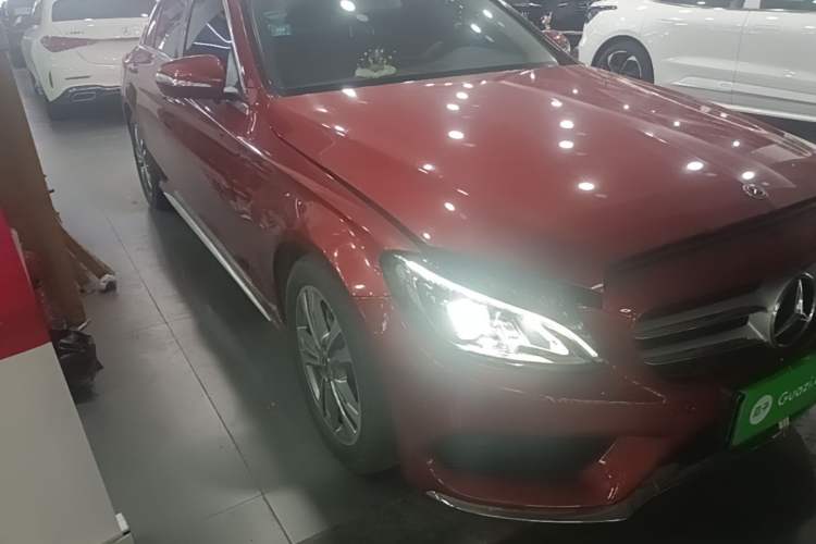 Used Mercedes-Benz C-Class 2018 C 200 L Sport Edition Front Right 45 Deg