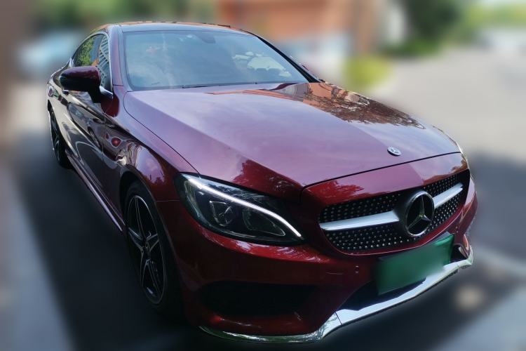 Used Mercedes-Benz C-Class 2018 C 200 Coupe Front Right 45 Deg