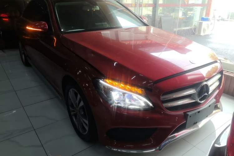 Used Mercedes-Benz C-Class 2018 C 200 L Sport Edition Front Right 45 Deg