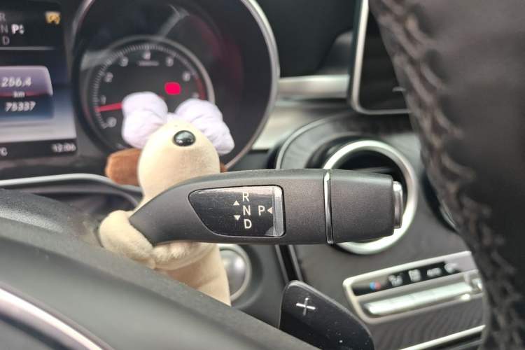 Used Mercedes-Benz C-Class 2018 C 200 L Sport Edition Gear Lever