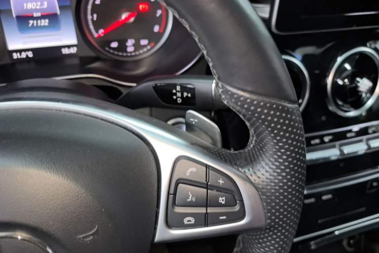 Used Mercedes-Benz C-Class 2018 C 200 Sport Edition Gear Lever