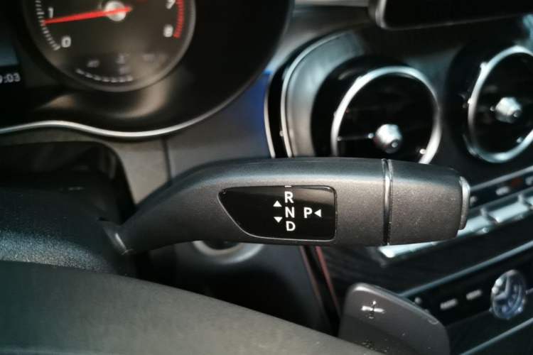 Used Mercedes-Benz C-Class 2018 C 200 L Sport Edition Gear Lever