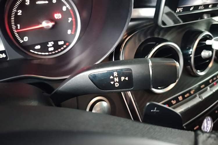 Used Mercedes-Benz C-Class 2018 C 200 L Sport Edition Gear Lever