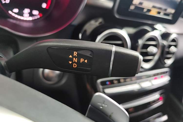 Used Mercedes-Benz C-Class 2018 C 200 Coupe Gear Lever