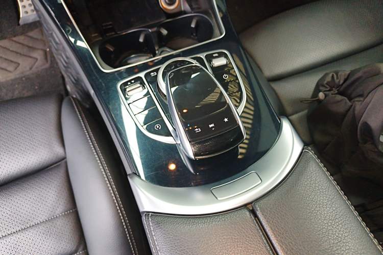 Used Mercedes-Benz C-Class 2018 C 200 Coupe Gear Lever