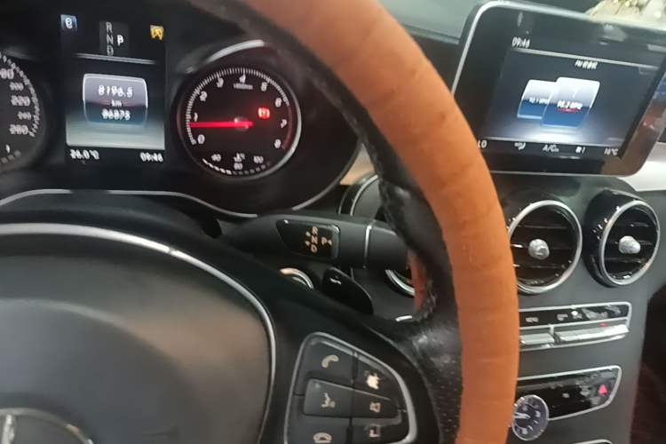 Used Mercedes-Benz C-Class 2018 C 200 L Sport Edition Gear Lever