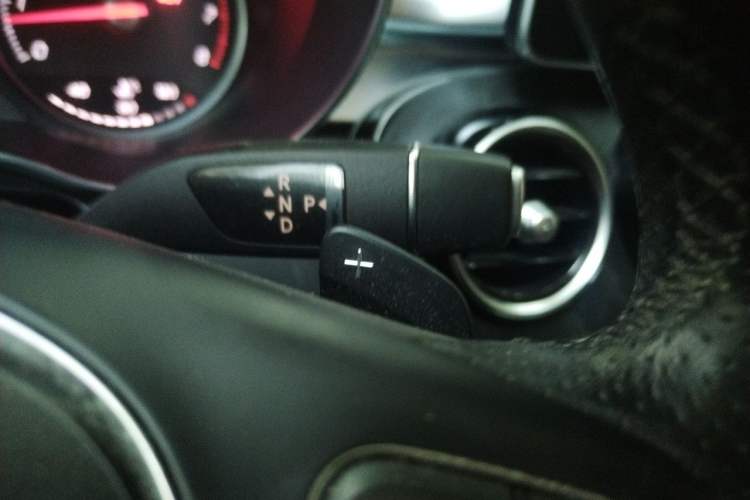 Used Mercedes-Benz C-Class 2018 C 200 L Sport Edition Gear Lever