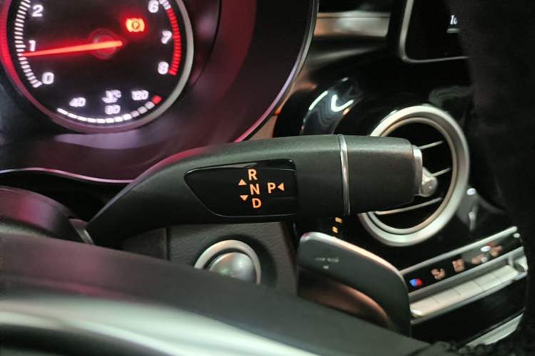 Used Mercedes-Benz C-Class 2018 C 200 Coupe Gear Lever