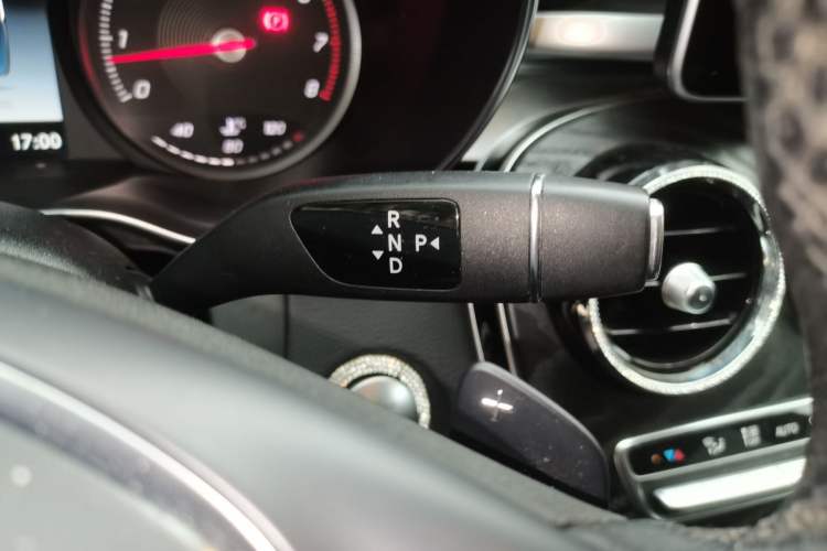 Used Mercedes-Benz C-Class 2018 C 200 L Sport Edition Gear Lever