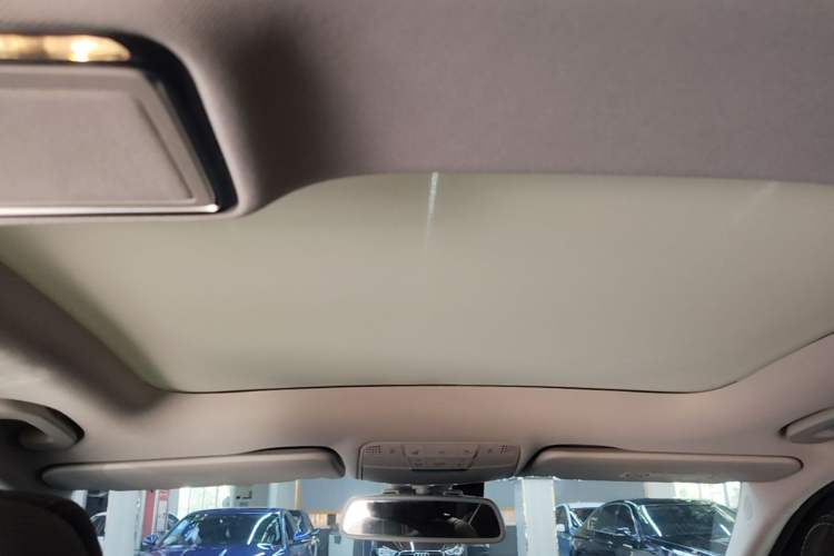 Used Mercedes-Benz C-Class 2018 C 200 L Sport Edition Headliner