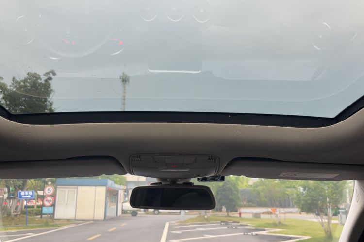 Used Mercedes-Benz C-Class 2018 C 200 L Sport Edition Headliner