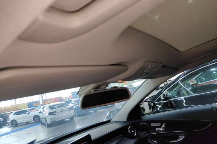 Used Mercedes-Benz C-Class 2018 C 200 L Sport Edition Headliner