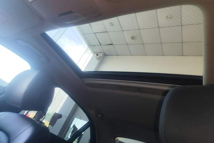 Used Mercedes-Benz C-Class 2018 C 180 L Fashion Edition Sport Version Headliner