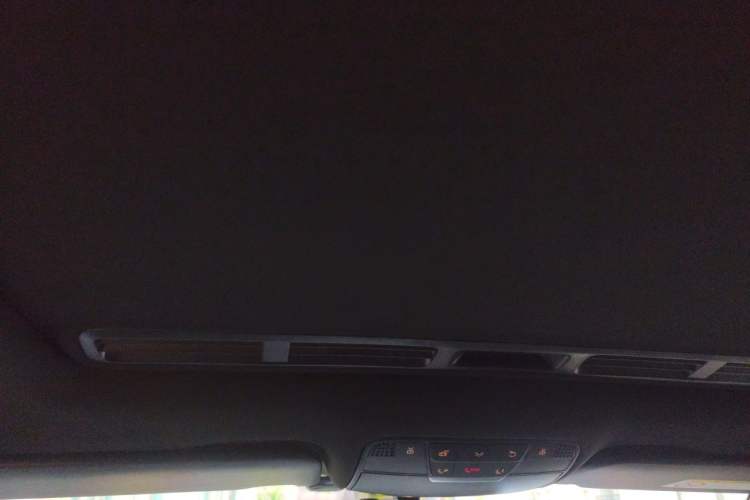Used Mercedes-Benz C-Class 2018 C 200 Sport Edition Headliner