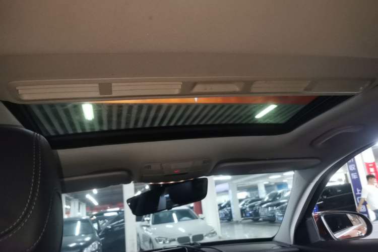 Used Mercedes-Benz C-Class 2018 C 180 L Fashion Edition Sport Version Headliner