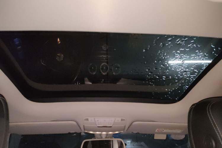 Used Mercedes-Benz C-Class 2018 C 200 L Sport Edition Headliner