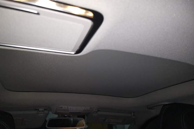 Used Mercedes-Benz C-Class 2018 C 200 L Sport Edition Headliner