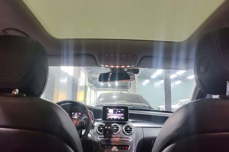 Used Mercedes-Benz C-Class 2018 C 200 Estate Headliner