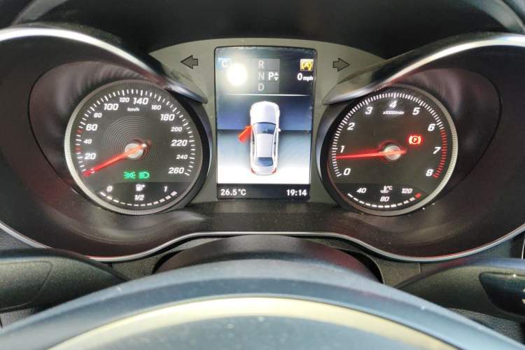 Used Mercedes-Benz C-Class 2018 C 200 L Sport Edition Instrument Cluster