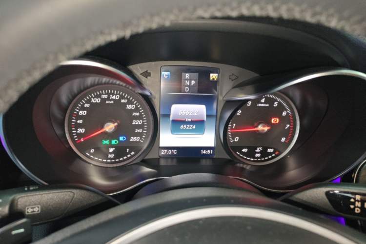 Used Mercedes-Benz C-Class 2018 C 180 L Fashion Edition Sport Version Instrument Cluster