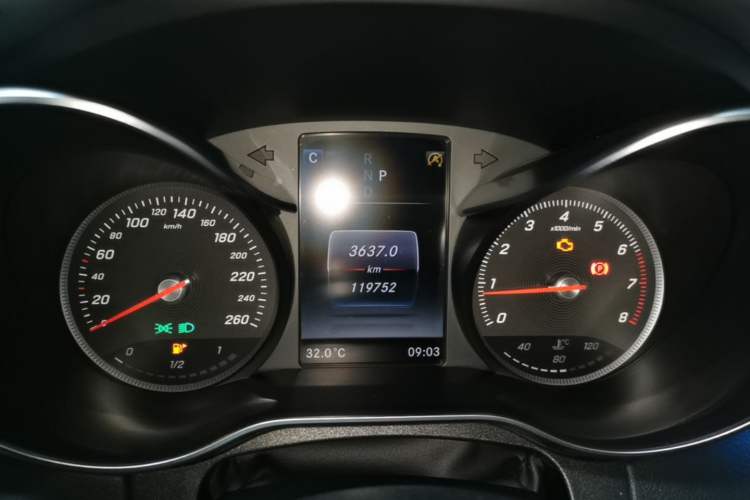Used Mercedes-Benz C-Class 2018 C 200 L Sport Edition Instrument Cluster