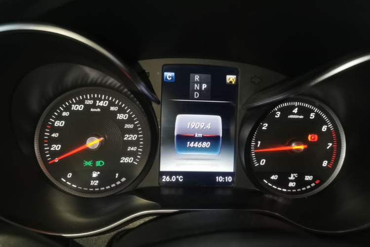Used Mercedes-Benz C-Class 2018 C 180 L Fashion Edition Sport Version Instrument Cluster