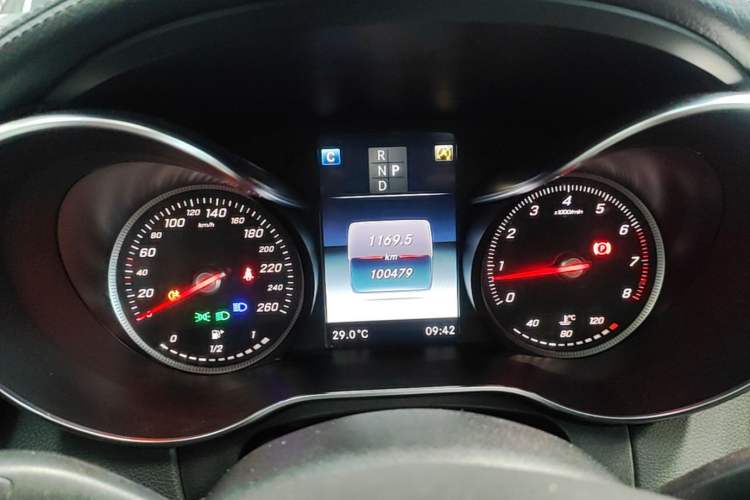 Used Mercedes-Benz C-Class 2018 C 180 L Fashion Edition Sport Version Instrument Cluster