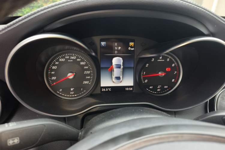 Used Mercedes-Benz C-Class 2018 C 200 L Sport Edition Instrument Cluster
