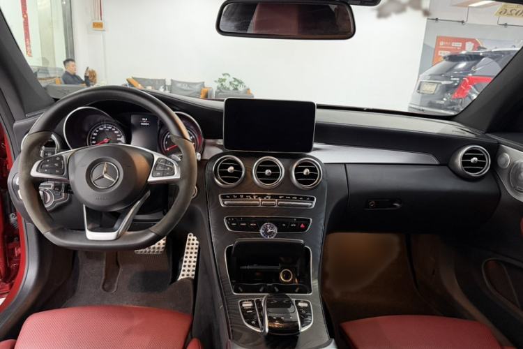 Used Mercedes-Benz C-Class 2018 C 300 Coupe Night Edition Interior 1