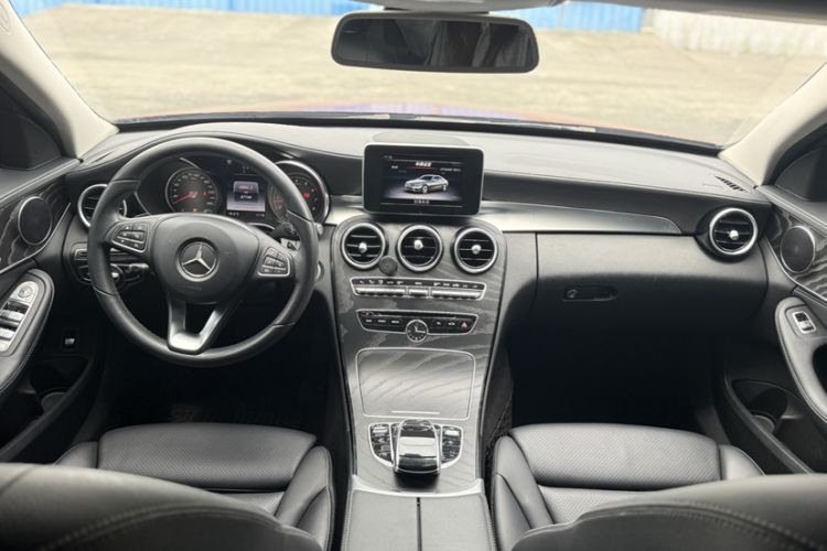 Used Mercedes-Benz C-Class 2018 C 180 L Fashion Edition Sport Version Interior 1
