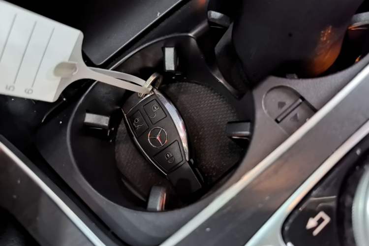 Used Mercedes-Benz C-Class 2018 C 200 L Sport Edition Interior 1