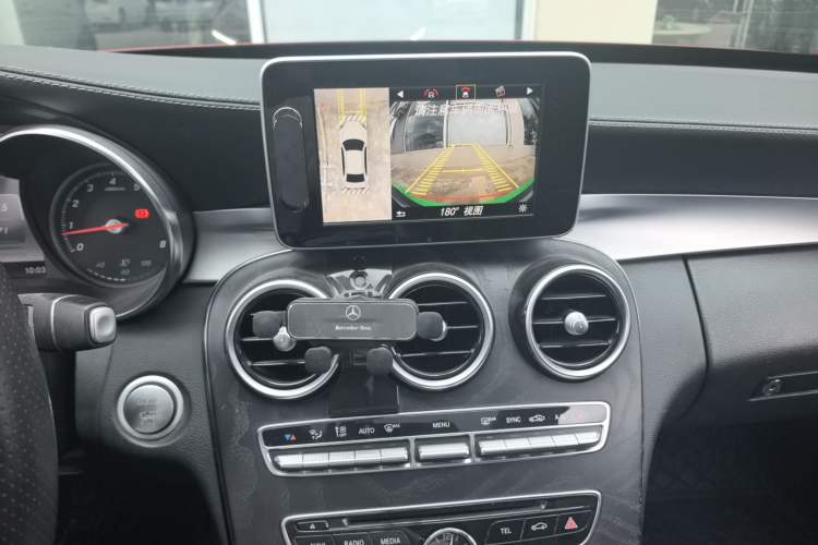 Used Mercedes-Benz C-Class 2018 C 200 L Sport Edition Interior 2