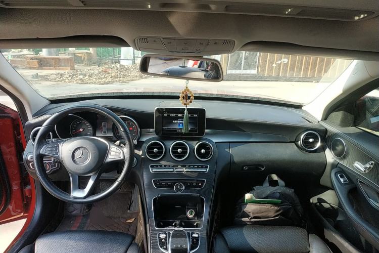 Used Mercedes-Benz C-Class 2018 C 180 L Fashion Edition Sport Version Interior 2