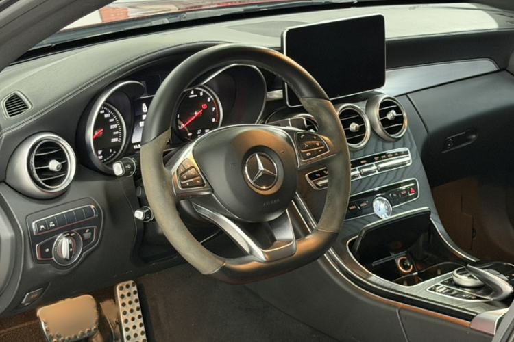 Used Mercedes-Benz C-Class 2018 C 300 Coupe Night Edition Interior 3