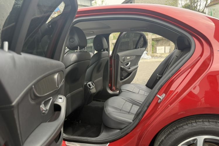 Used Mercedes-Benz C-Class 2018 C 180 L Fashion Edition Sport Version Interior 3