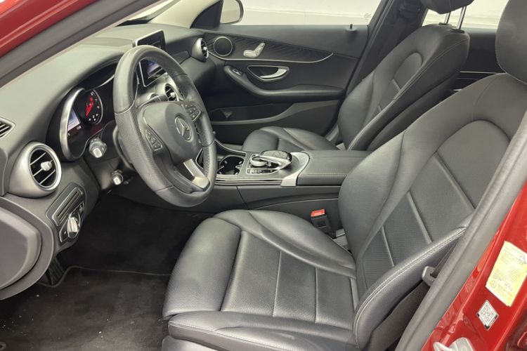 Used Mercedes-Benz C-Class 2018 C 200 Estate Interior 3