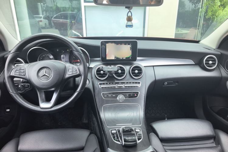 Used Mercedes-Benz C-Class 2018 C 200 L Sport Edition Interior 3
