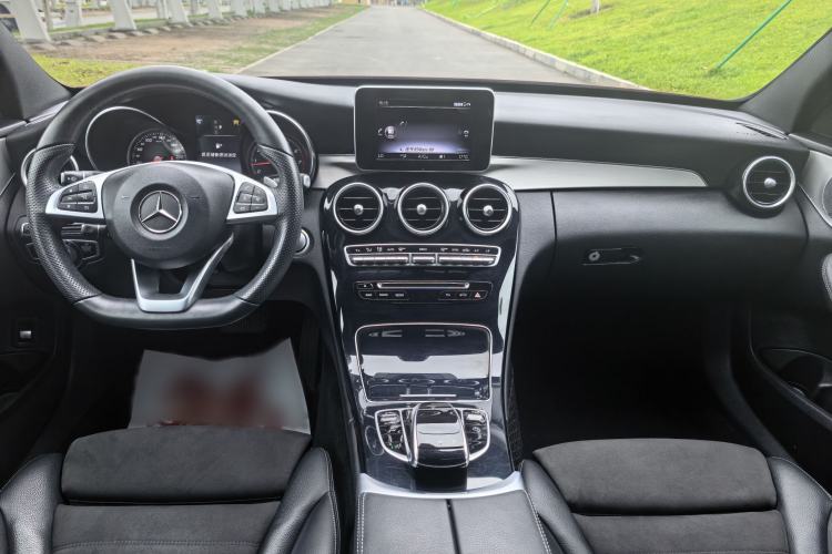 Used Mercedes-Benz C-Class 2018 C 200 Achievement Special Edition Interior 3