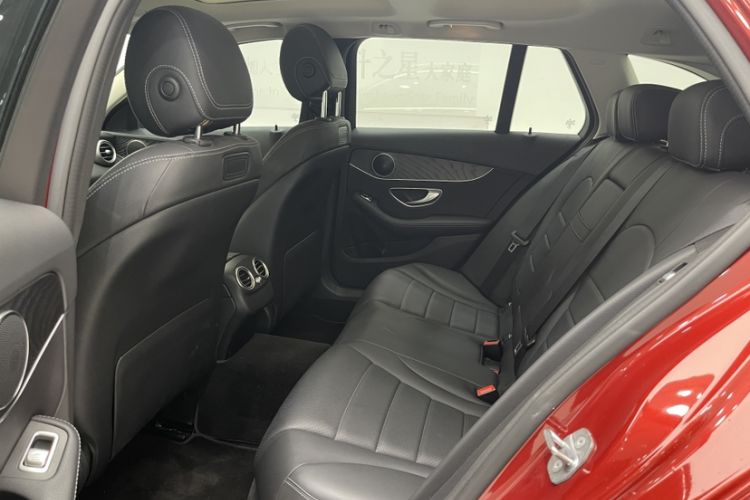 Used Mercedes-Benz C-Class 2018 C 200 Estate Interior 4