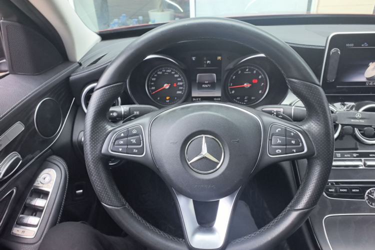 Used Mercedes-Benz C-Class 2018 C 200 L Sport Edition Interior 4