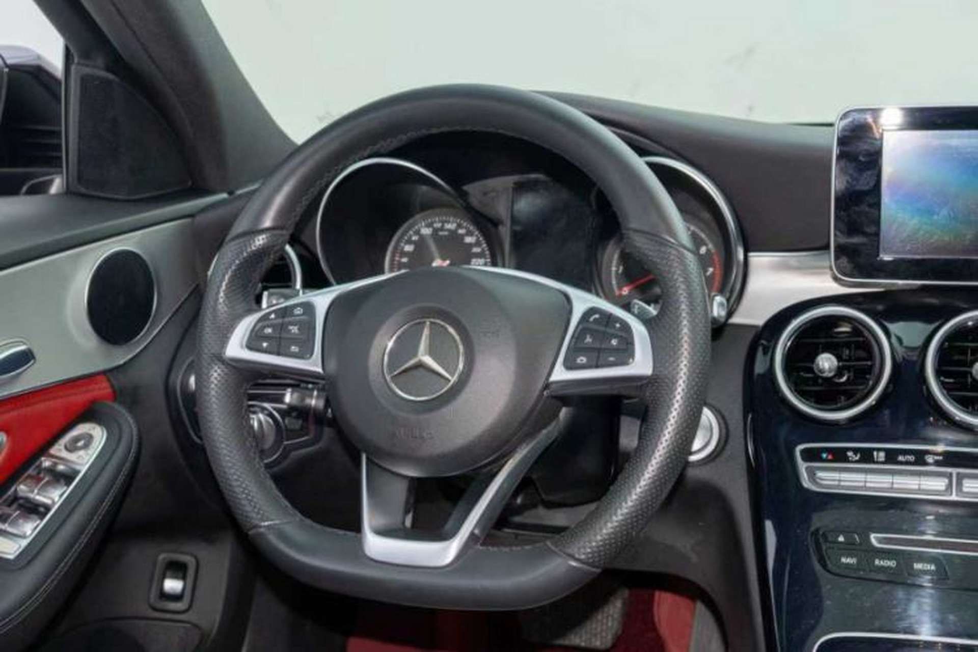 Used Mercedes-Benz C-Class 2018 C 200 Sport Edition Interior 5