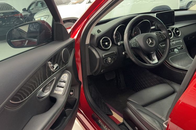 Used Mercedes-Benz C-Class 2018 C 180 L Fashion Edition Sport Version Interior 6
